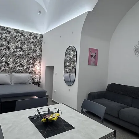 Domus Regis بيت ضيافة 4*